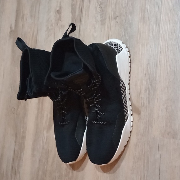 Adidas Men's Shoes - Picture 3 of 5